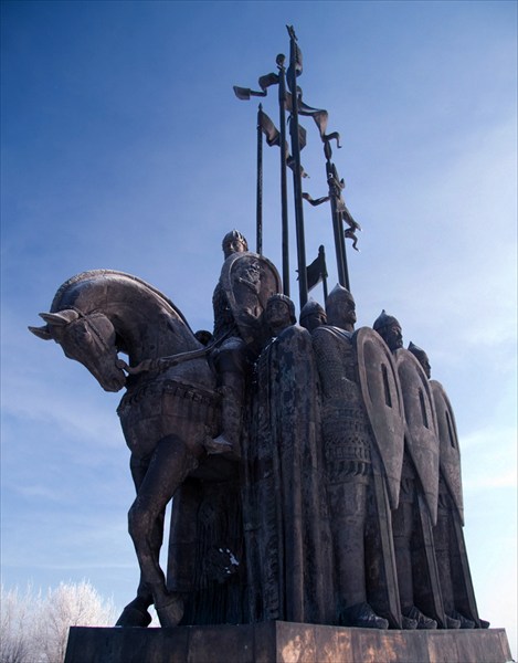 Памятник дружинам А. Невского